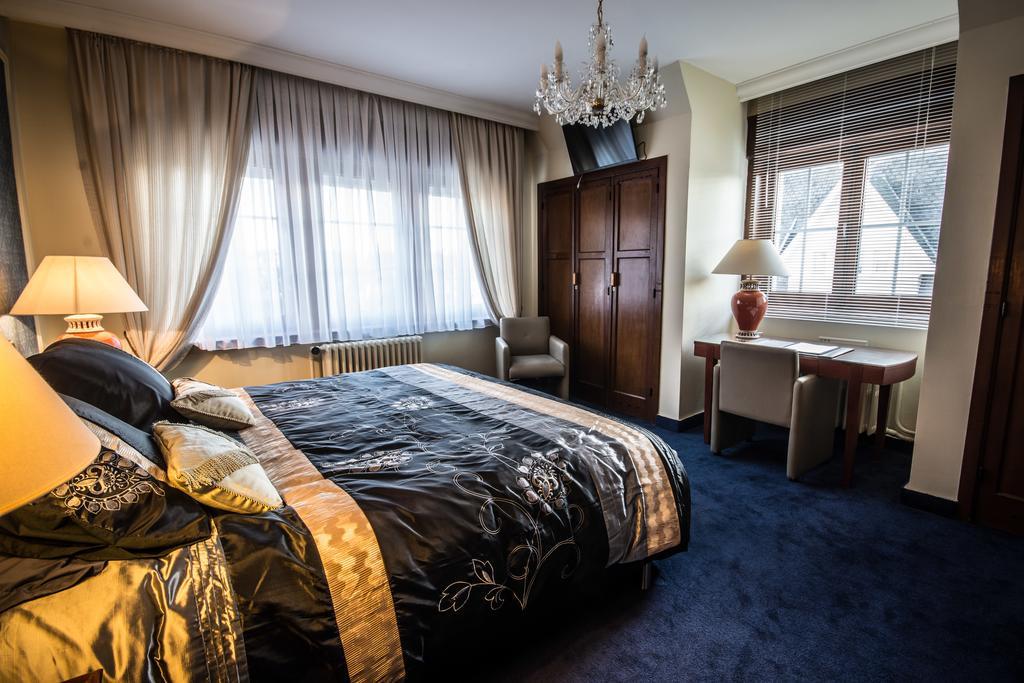 Villa Les Hirondelles De Haan Kamer foto
